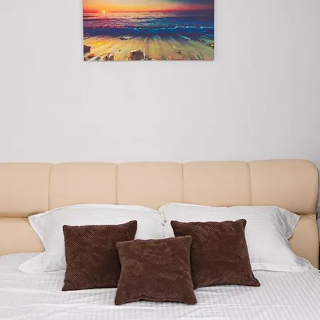Breezy House Mamaia Nord *